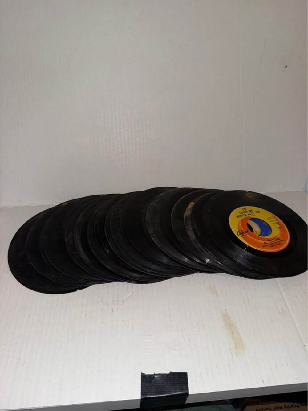 Lot of Vintage 45 RPM Vinyl Records - Capitol Records & More